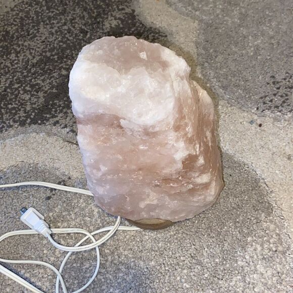 Himalayan Salt Lamp  - Picture 3 of 7